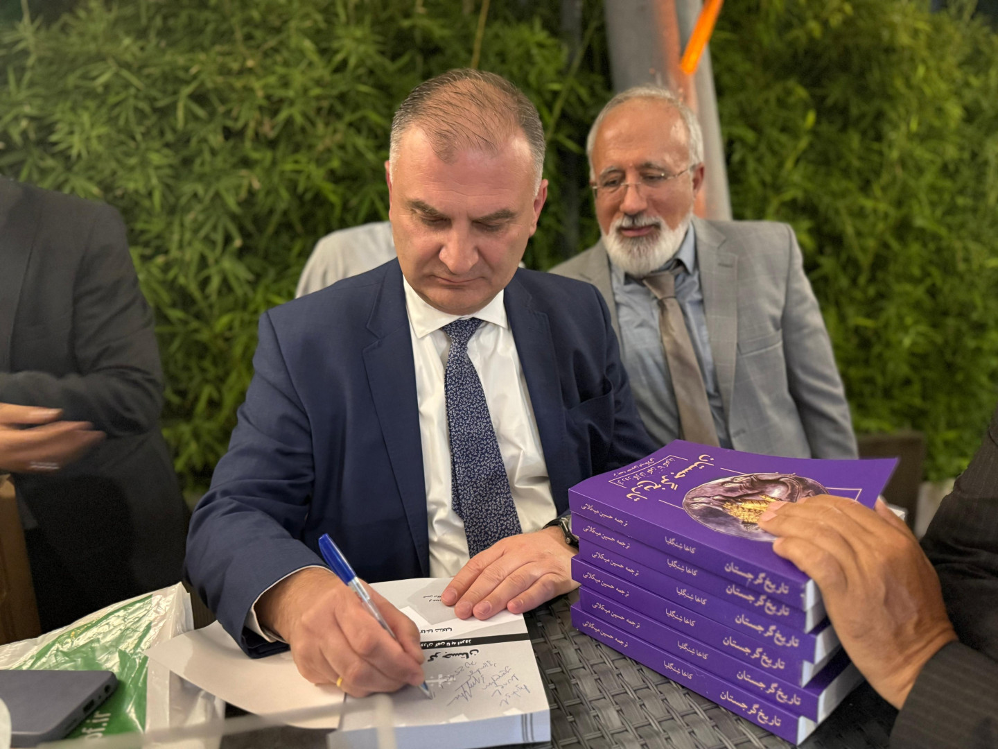 CU-ის პრეზიდენტის, კახა შენგელიას, წიგნის „საქართველოს ისტორიის“ პრეზენტაცია ირანში